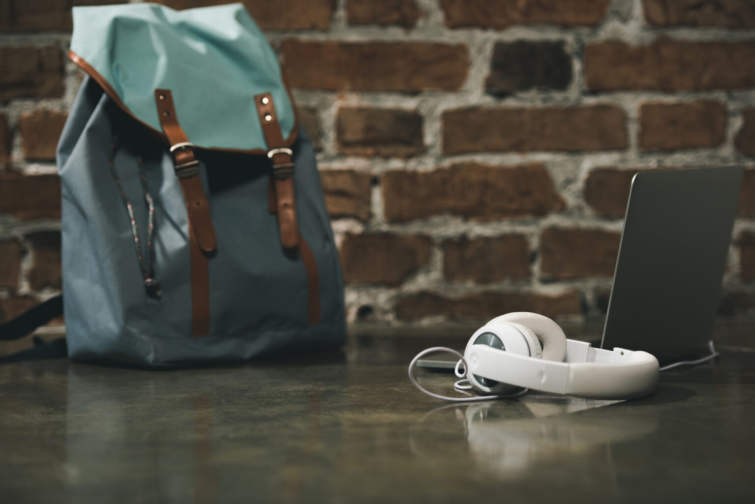 The Top Items You Should Be Carrying in Your Laptop Backpack
